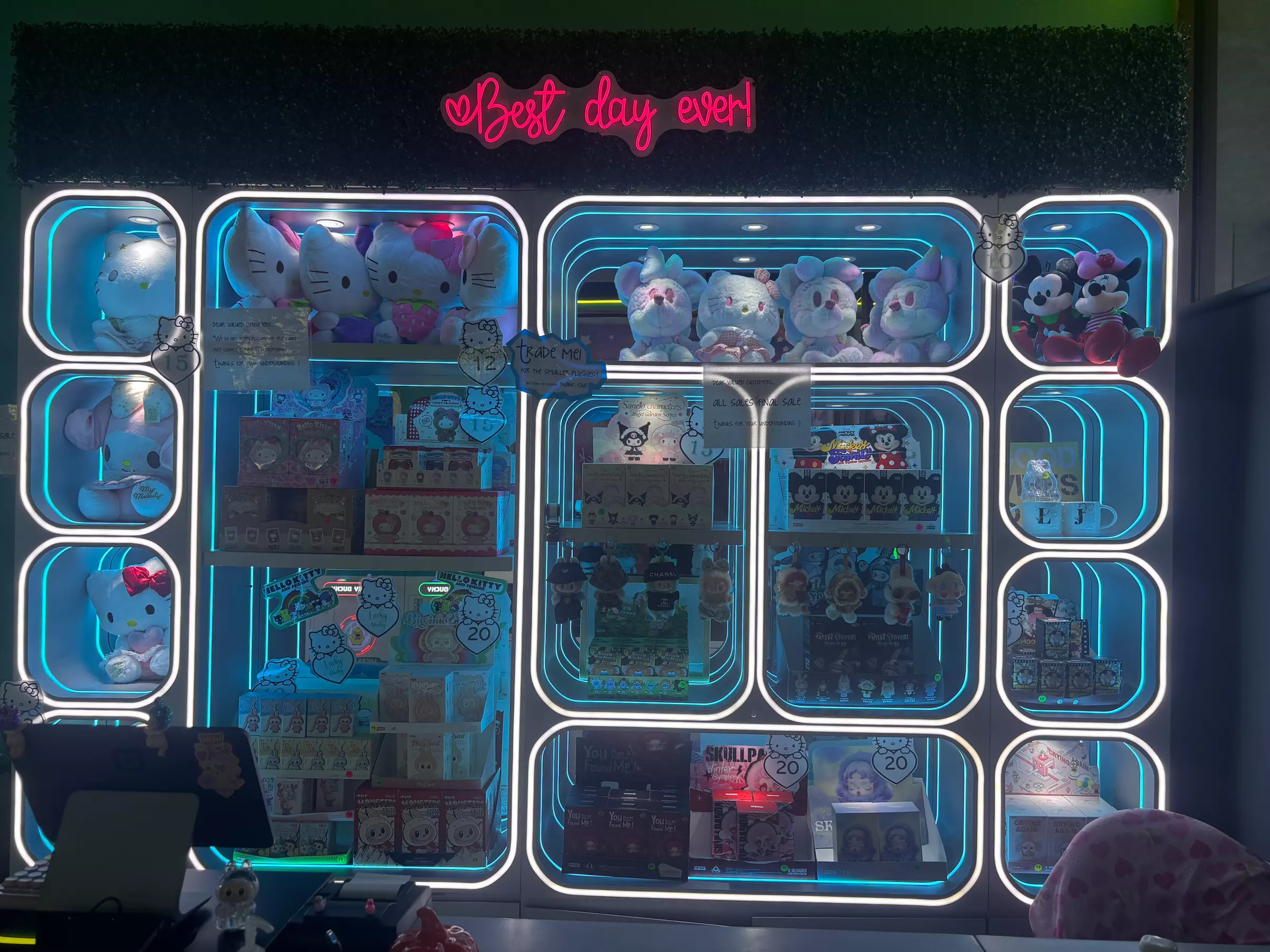 Fun Awaits: 20, 25 or 40 Tokens for Lucky Ducky Claw Arcade