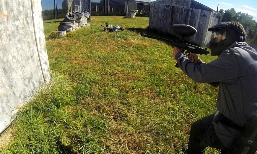 Image 4: Paintball Pass with Equipment Rental and Various Thematic Fields
