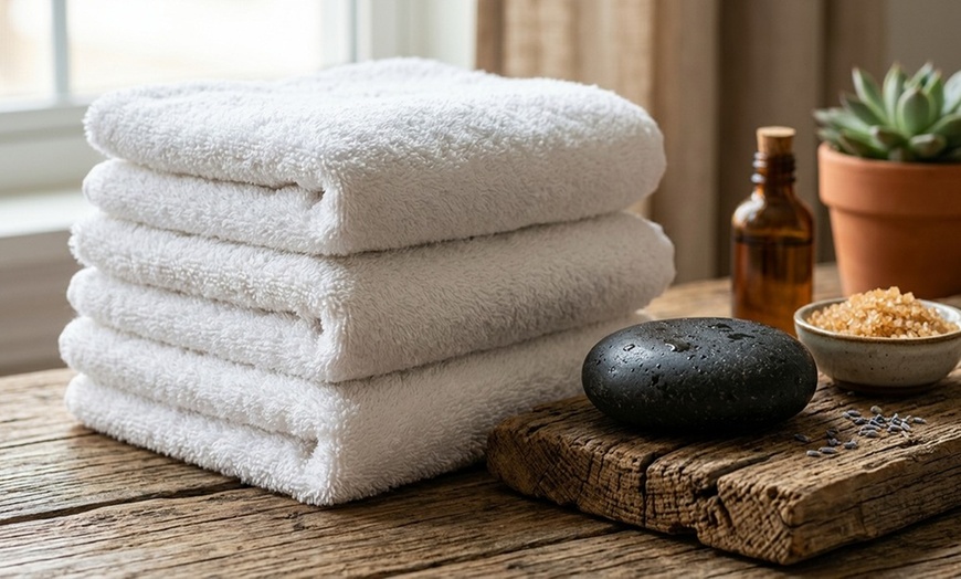 Image 3: Hot Stone & Essential Oil Massage: Oriental or Therapeutic