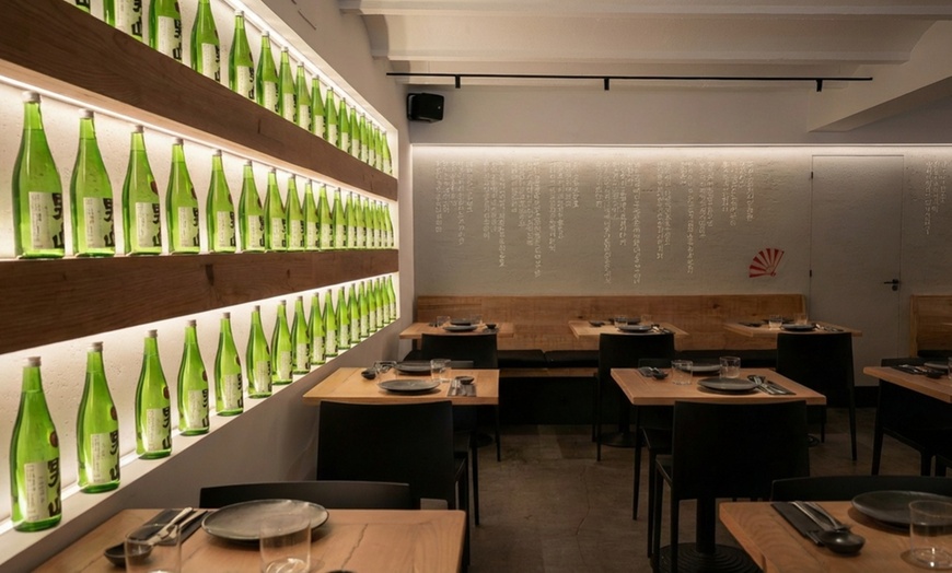 Image 7: Menú degustación panasiático con cóctel y postre para 2 o 4 personas