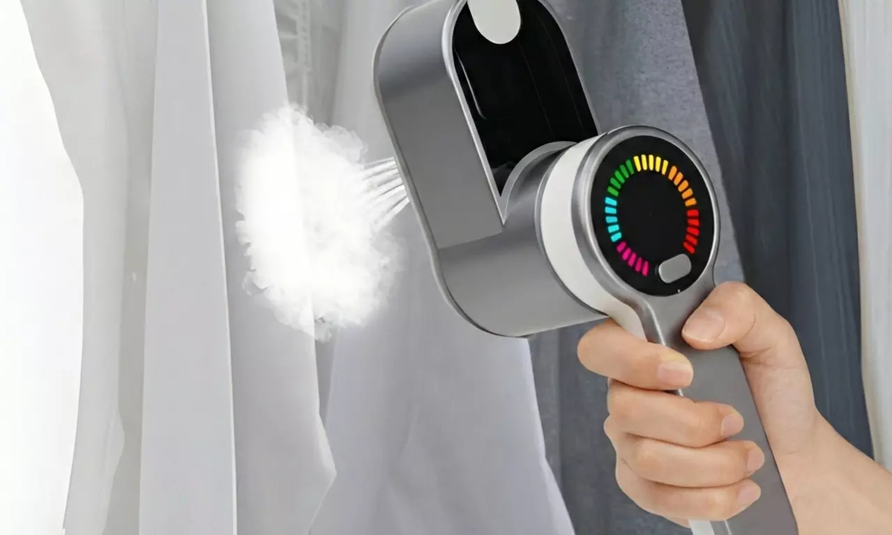 Miniplancha de viaje con función de planchado en seco y a vapor