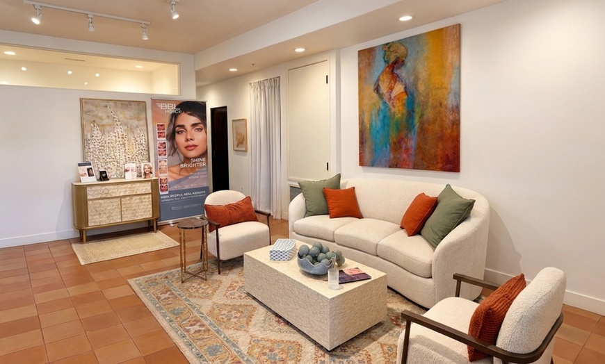 Image 2: Up to 60 units of wrinkle-reducing cosmetic injectable: Santa Barbara!