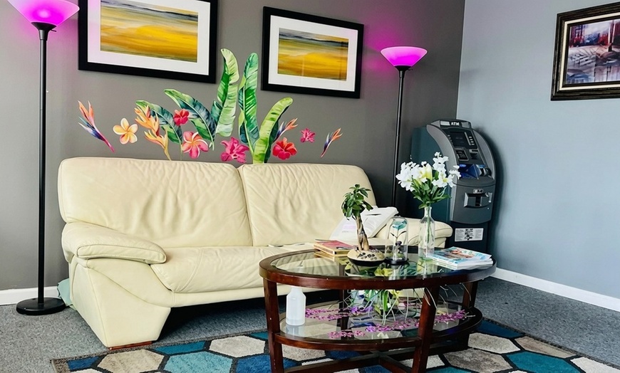 Image 11: Luxe Massage & Facial Spa with Deluxe Massages & Hand Reflexology