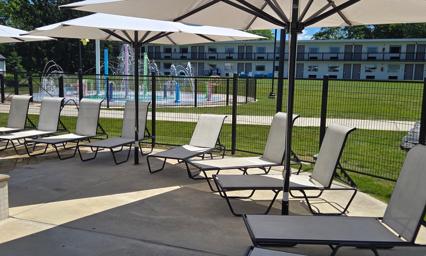 Image 24: Member-Only Deal: Dutch Wonderland Inn in Lancaster –Family-Friendly 