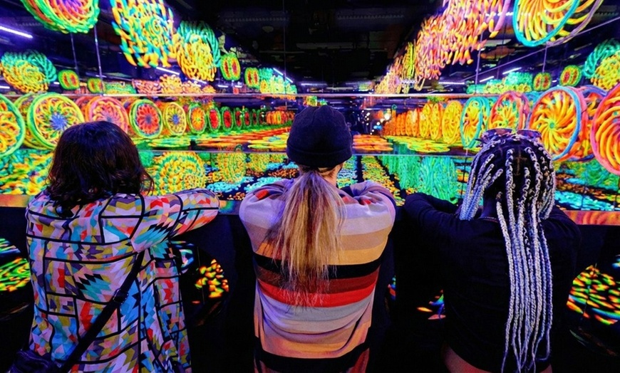 Image 6: Wink World at AREA15 – Multi-Sensory Infinity Rooms