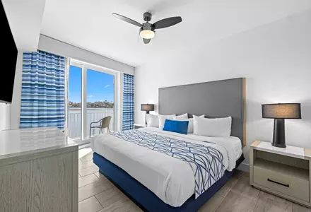 2BR/2BA Bay Front Premium Suite