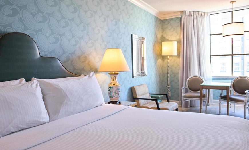 Image 14: Boutique Hotel in San Francisco SoMa with Rooftop Pool