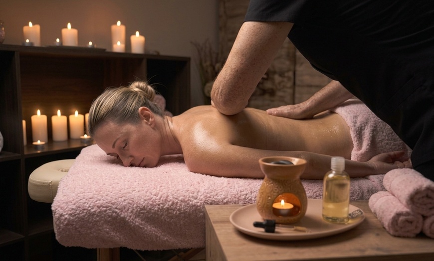 Image 5: 60, 90, or 120-Minute Swedish or Deep Tissue Massage with Hot Towels