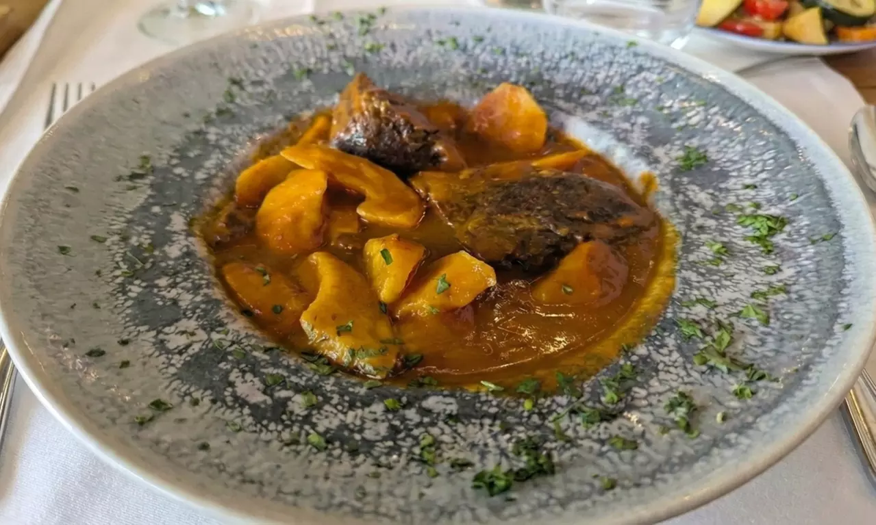 Experiencia gourmet española: menú degustación para 2 o 4 personas