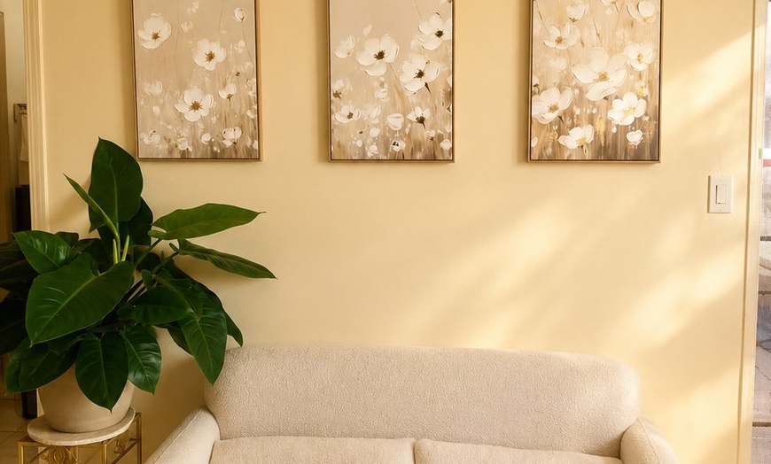 Image 3: Swedish or Deep Tissue Massage with Aromatherapy & Hot Stones