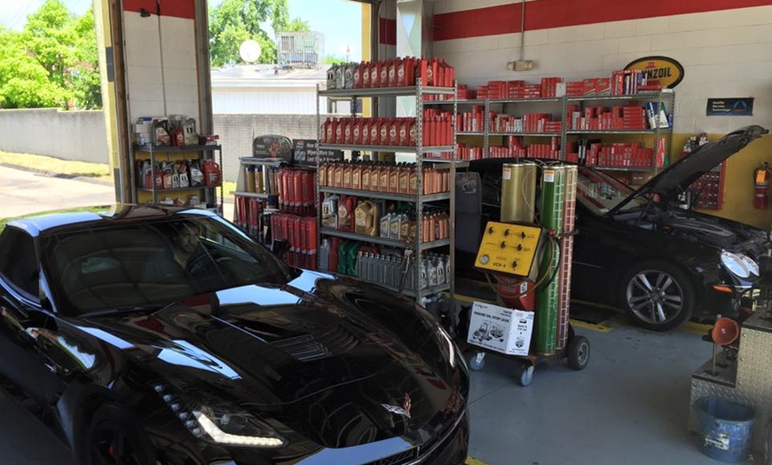 Image 4: Up to 40% Off Oil Change at The 70's Quick Lube