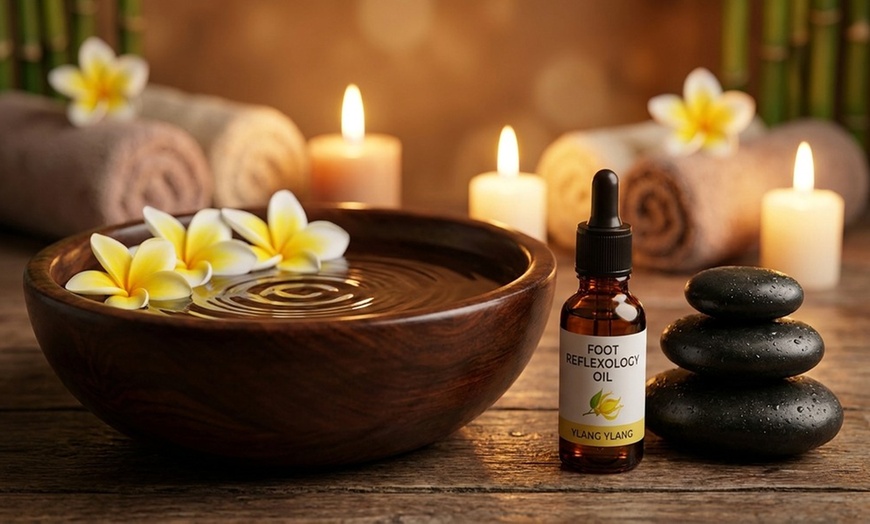 Image 4: Up to 37% Off on Foot Reflexology Massage at CCUE SPA