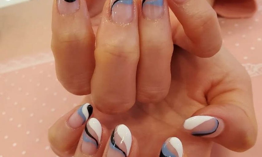 Image 6: Get Korean Gel Mani-Pedi , Frappuccino Pedi,or Herbal Detox Pedi