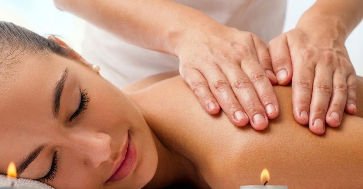 Ritual de bienestar con masaje y tratamiento facial en Asturias