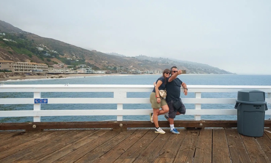 Image 5: 2-Hour Open-Air Malibu Tour: PCH, Beaches & Celebrity Homes