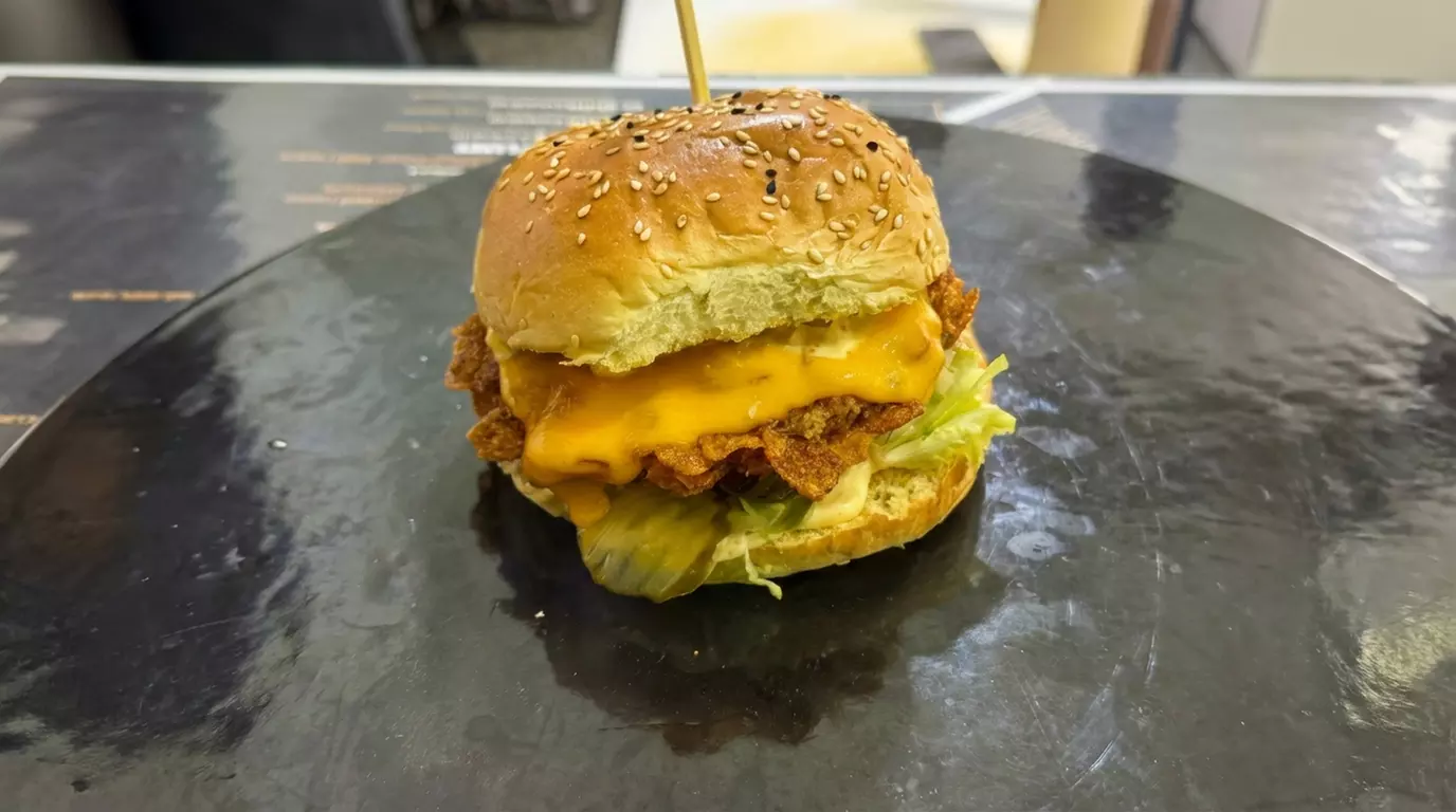 Burger nach Wahl inkl. Pommes für 1, 2 oder 4 Personen