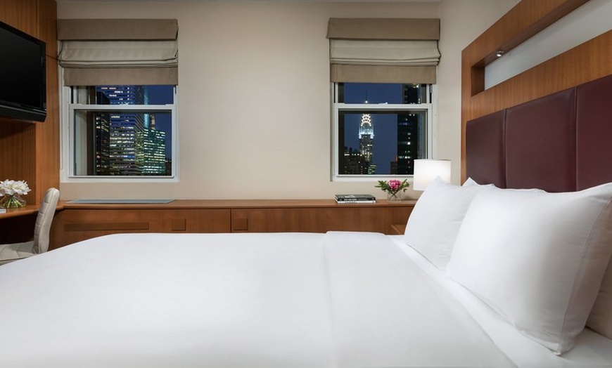 Image 15: Midtown East NYC Hotel near Central Park
