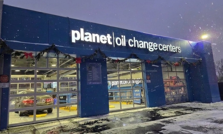 Image 3: Oil Change and Car Wash Packages