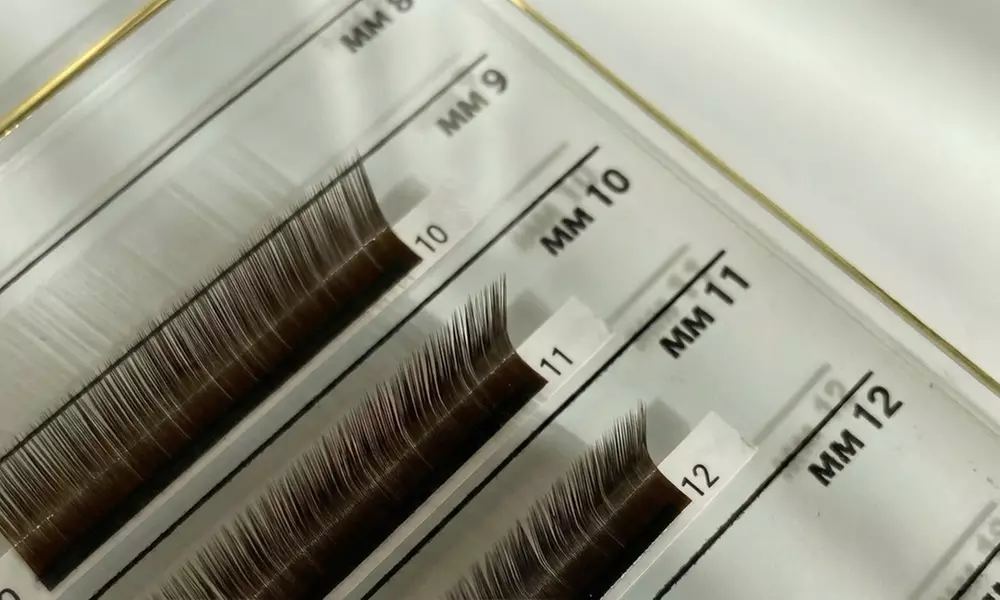 Wimpernverlängerung mit 1:1- oder 2D-3D-Technik für 1 Person