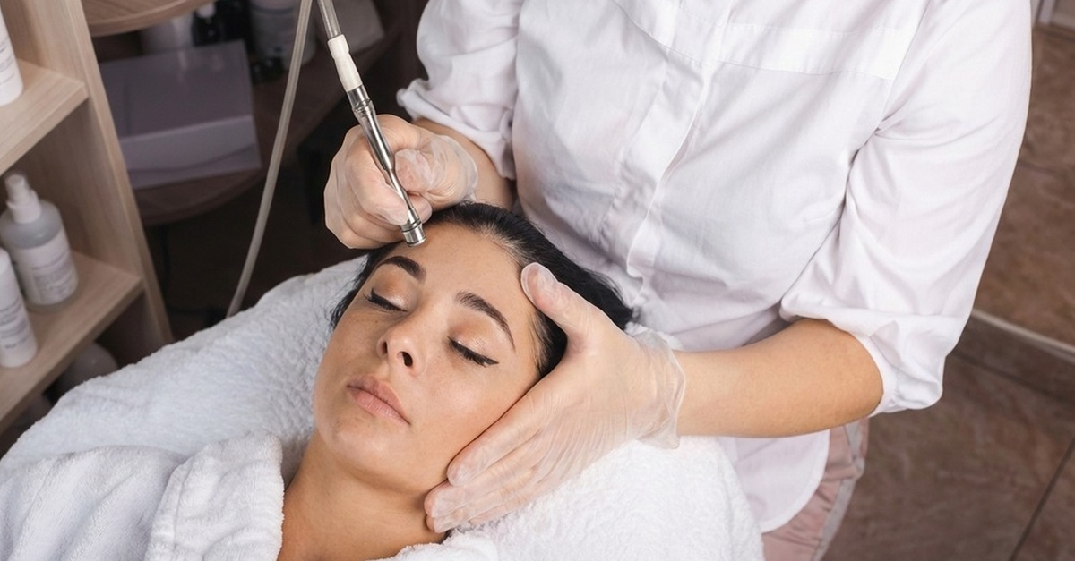 Higiene facial con aparatología en Madrid