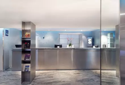 24-hour Front Desk