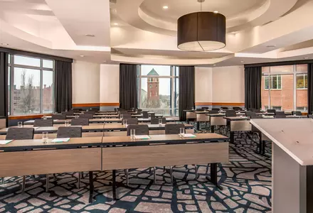 Business center and meeting rooms