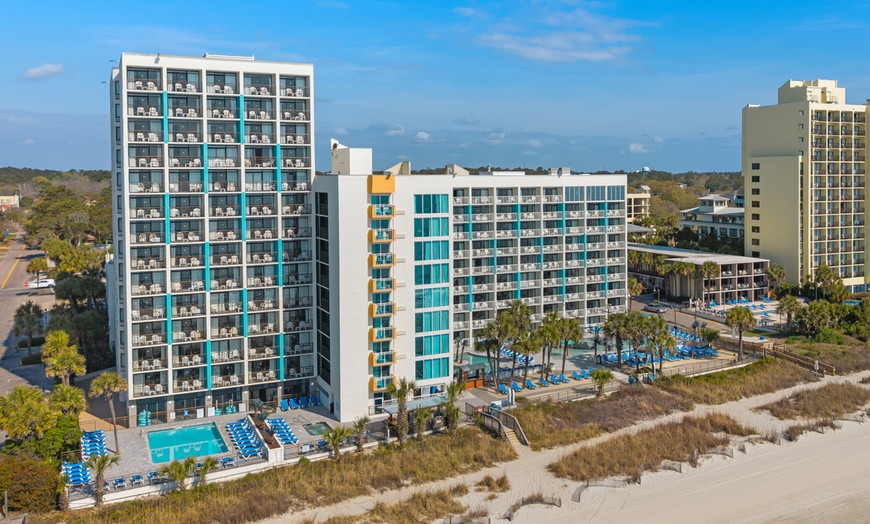 Image 26: Myrtle Beach Oceanfront Resort with Kids' Water Park