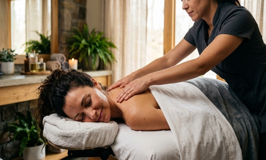 Image 3: Relax with Aromatherapy Massage