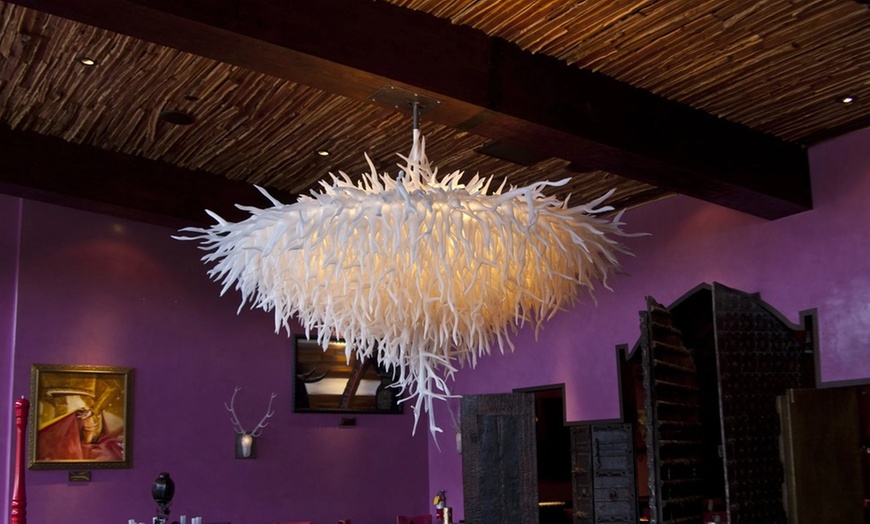 Image 7: Discover your artistic side with interactive glassblowing classes