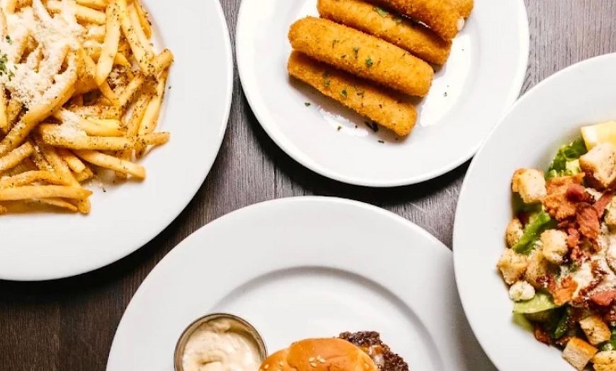Image 17: Savor Dinner & Drinks for Four with Entertainment in Kensington Market