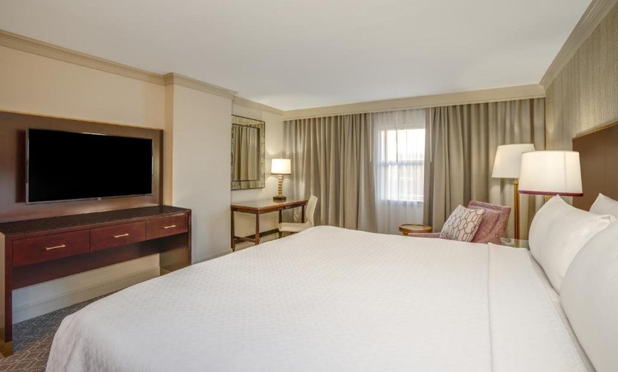 Image 9: 4-Star French Quarter Hotel with Rooftop Pool