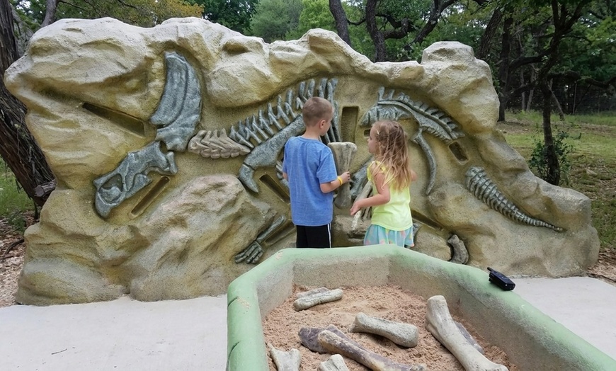 Image 7: Explore History, Art, Global Wildlife & Dinosaurs w/ Admission for 1-4