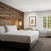 Image 20: Napa Valley Hotel with Pool, Breakfast & Winery Access