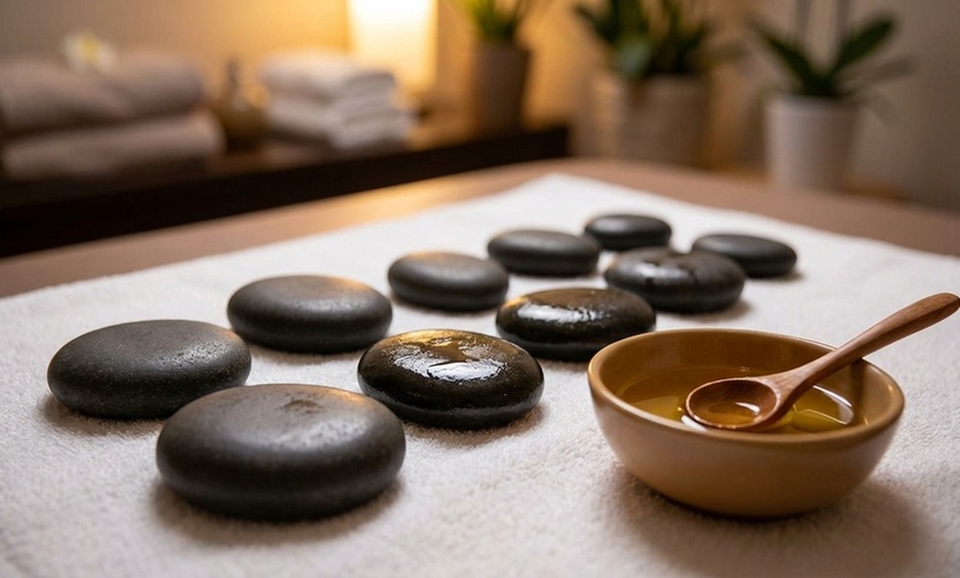 Image 5: Share Relaxation: 60 or 90-Minute Couples Massage with Hot Stones