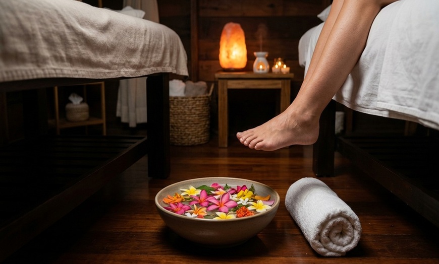 Image 4: Single or Couples 60-Minute Swedish or Deep Tissue Massage Package