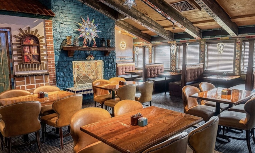 Image 7: Treat yourself to a 3-Course Tex-Mex Dinner with Drinks for Two 