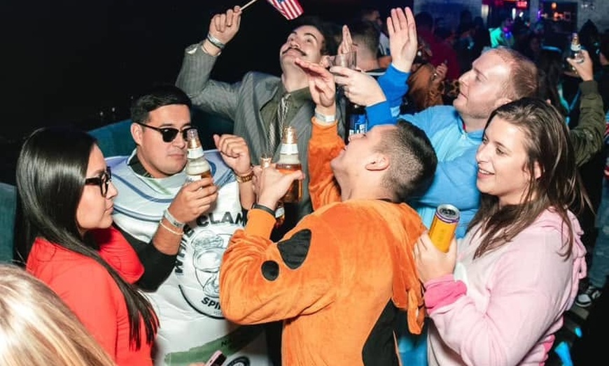 Image 5: Explore Chicago's Halloween Bar Crawl with VIP Deals