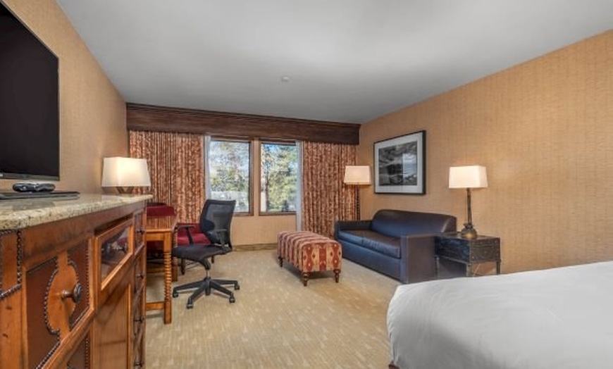 Image 13: 4-Star Resort and Spa on the Shores of Lake Arrowhead, CA