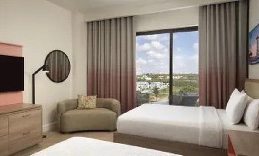 Image 12: La Romana Caribbean Hotel with Infinity Pool