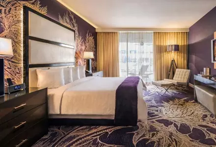 ZOSO King Room