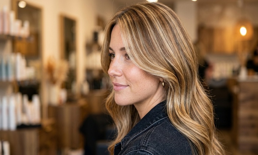 Image 2: Deep Conditioning & Blowdry with Single Session Highlights or Touch Up