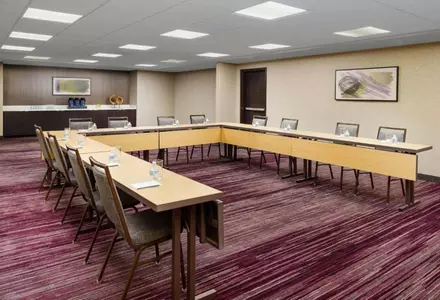 Business center and meeting rooms