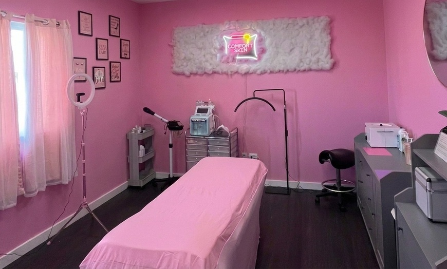 Image 2: Smooth & Confident Brazilian Wax in a Private Suite