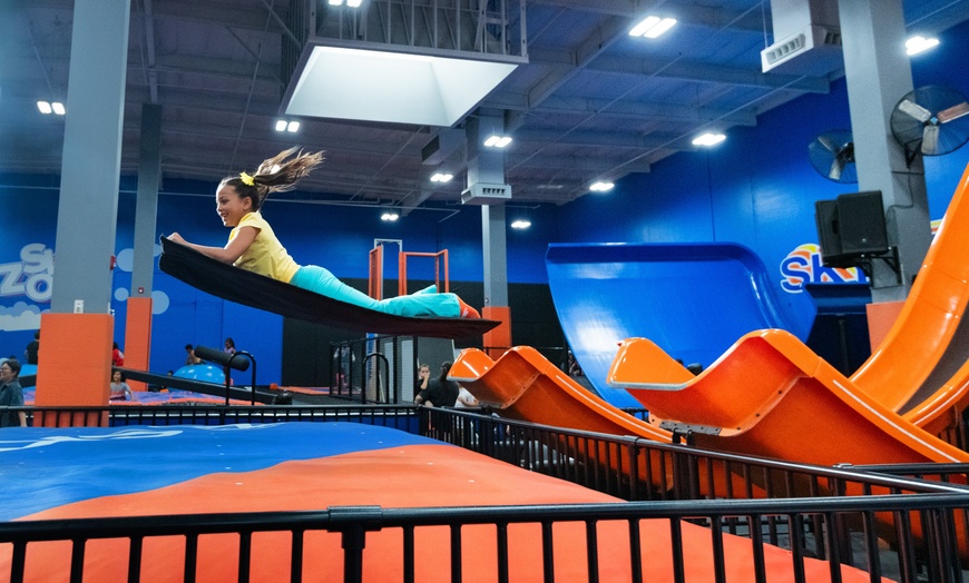 Image 2: Up to 26% Off Jump Passes, Party, or Glow at Sky Zone - Waldorf