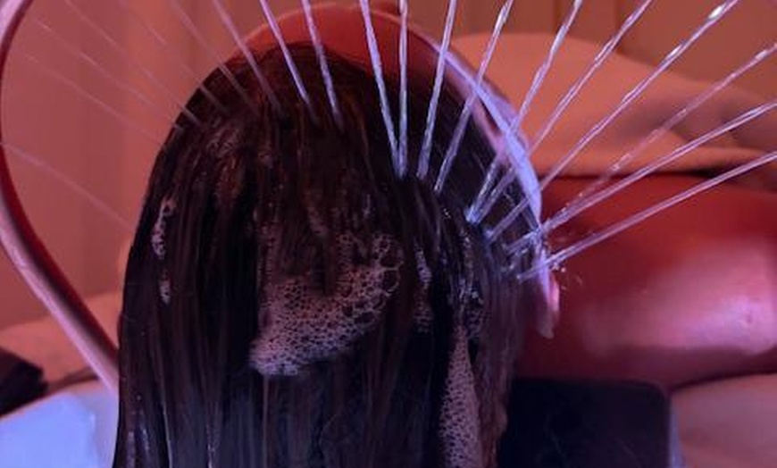 Image 2: 60-/90 Min-Head-spa w/ Scalp Analysis, Water Circulation+ Head Massage