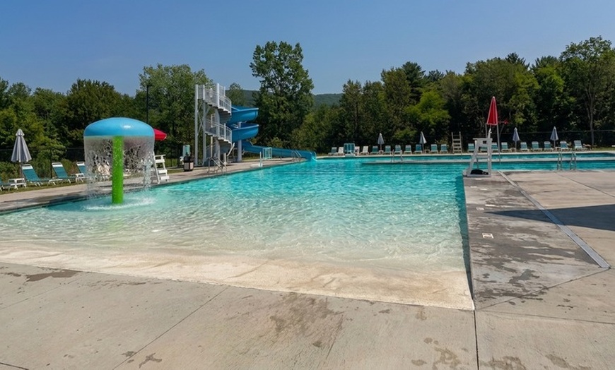 Image 2: Outdoor Pool Evening Swim Passes for Families