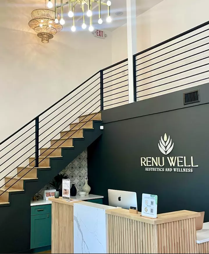 HA Skin Booster Injectable (SkinVive) for Hydrated, Radiant Skin