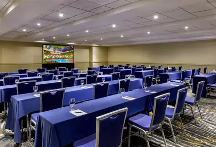 Business center and meeting rooms