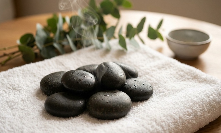Image 6: Relax & Rejuvenate: Luxurious 80-Minute Mommy-to-be Spa Package 