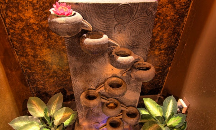 Image 4: Pampering package with massage and facial options
